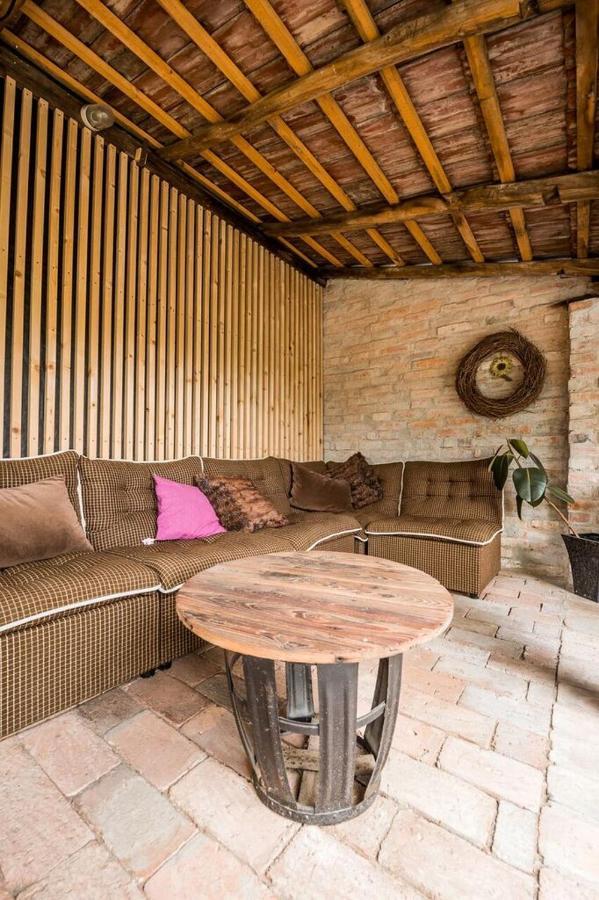 Apartman Ve Dvore Ratiskovice Exterior photo
